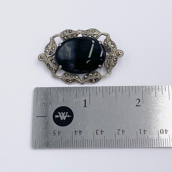 Vintage Art Deco Sterling Silver Marcasite & Black Onyx Brooch Pin - Picture 6 of 8